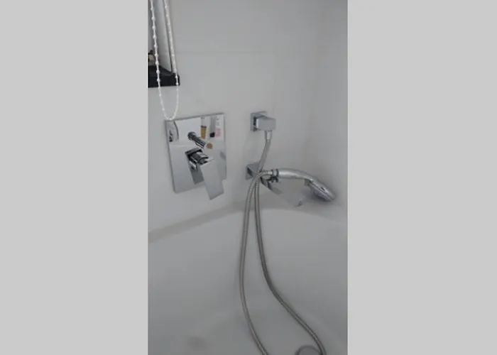 Near Tradefair And 8 Min.